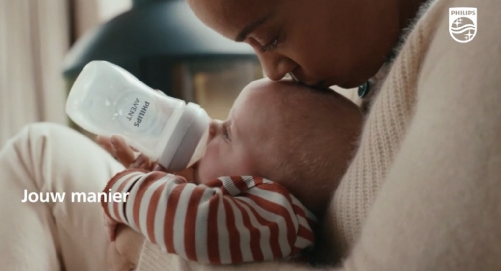 Philips AVENT Cumlík Natural Response 4 stredný prietok 3m+