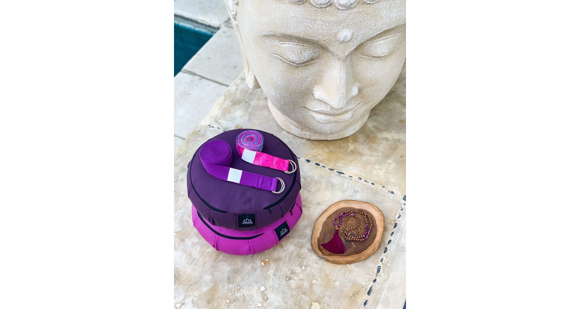 YOGGYS Meditačný vankúš čučoriedková