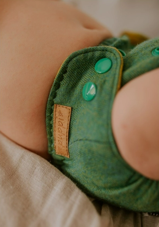 PUPPI Vrchné nohavičky z Merino vlny "Green Herringbone" Novorodenec cvoky