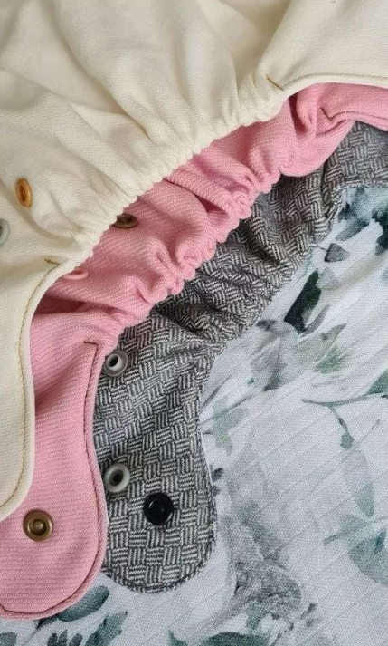 PUPPI Vrchné nohavičky z Merino vlny "Peony" Novorodenec cvoky
